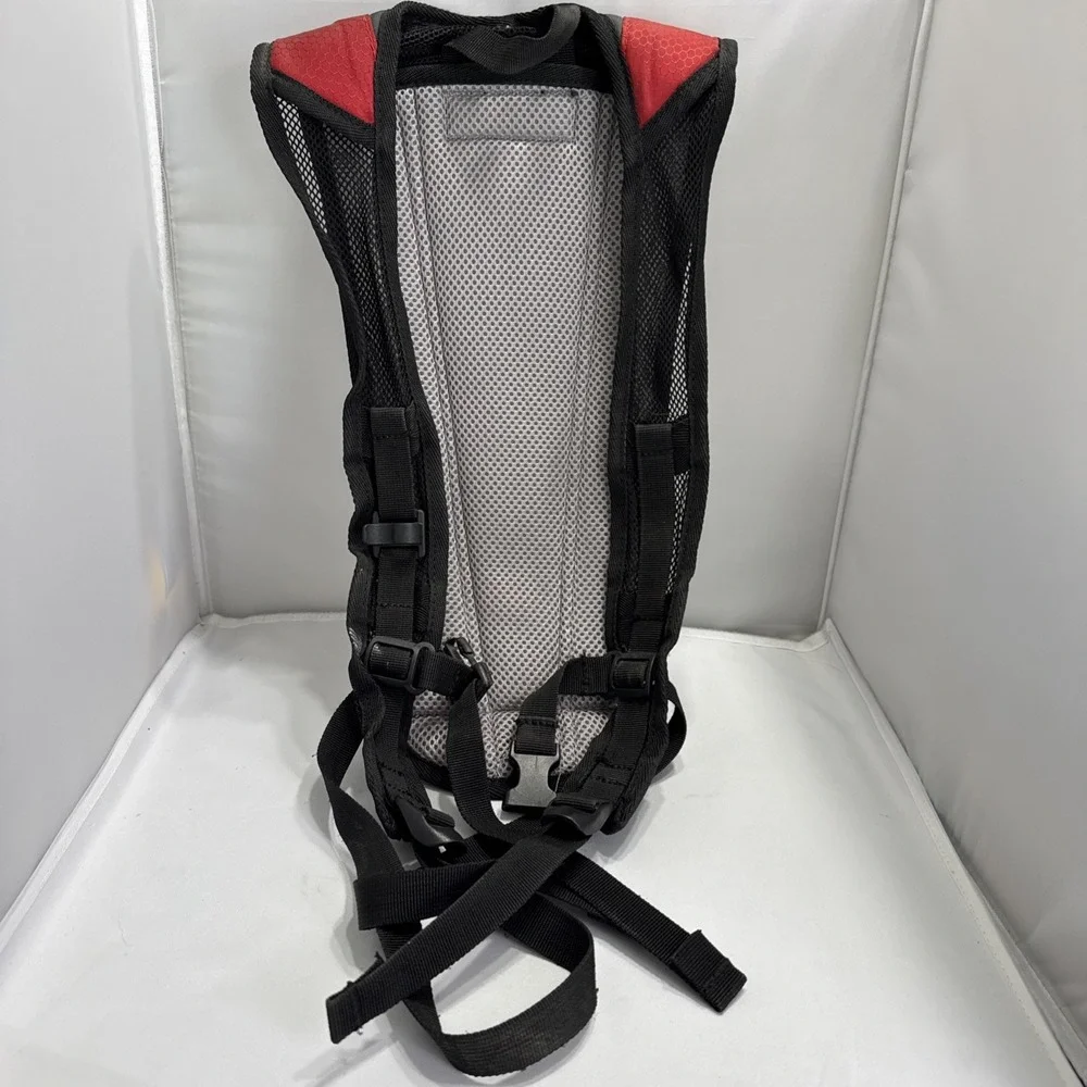 HydroBak 50oz 1.5L Hydration Water Pack Backpack Red/Black XPS Pre-Owned